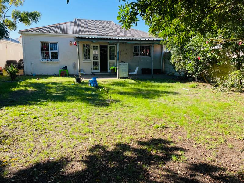 To Let 3 Bedroom Property for Rent in Lansdowne Western Cape